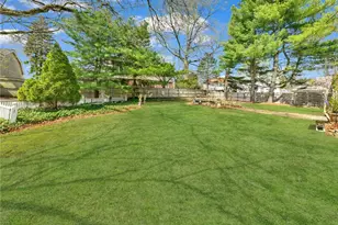 234 Blackstone Blvd, Providence, RI 02906 - Photo 11