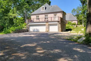 2625 Commodore Perry Hwy, South Kingstown, RI 02879 - Photo 39