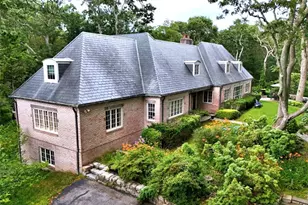 2625 Commodore Perry Hwy, South Kingstown, RI 02879 - Photo 3