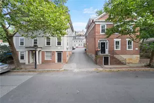 73 Benefit St, Providence, RI 02904 - Photo 1
