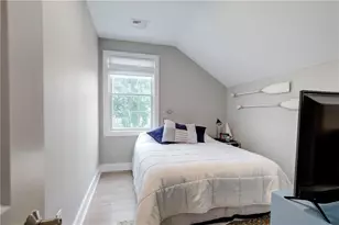 40 Grafton St, Newport, RI 02840 - Photo 11