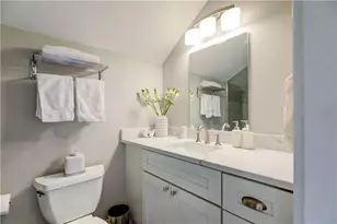 40 Grafton St, Newport, RI 02840 - Photo 17