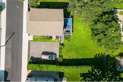 40 Grafton Street, Newport, RI 02840 - Photo 31