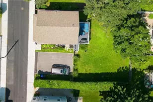 40 Grafton St, Newport, RI 02840 - Photo 31