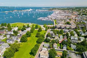 40 Grafton St, Newport, RI 02840 - Photo 29