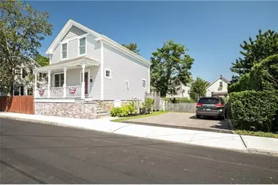 40 Grafton Street, Newport, RI 02840 - Photo 1