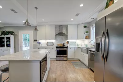 40 Grafton Street, Newport, RI 02840 - Photo 3
