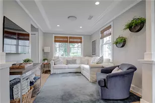 40 Grafton St, Newport, RI 02840 - Photo 9
