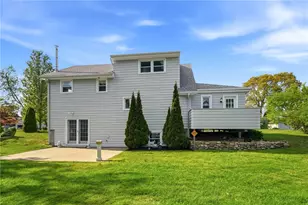 14 Meadow Lark Dr, Westerly, RI 02891 - Photo 5