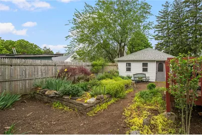 84 Ash Avenue, Cranston, RI 02910 - Photo 25
