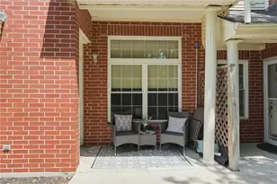 626 Smithfield Rd, North Providence, RI 02904 - Photo 27