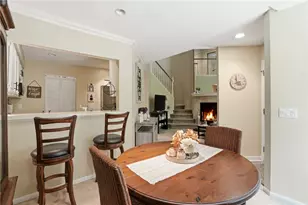626 Smithfield Rd, North Providence, RI 02904 - Photo 9