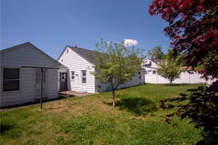 7 Hopedale Dr, West Warwick, RI 02893 - Photo 23