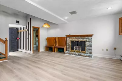 129 Academy Avenue, Providence, RI 02908 - Photo 13