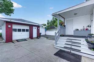 19 Netherlands Ave, Cranston, RI 02905 - Photo 5