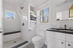 47 Longfellow Rd, Jamestown, RI 02835 - Photo 31