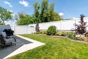 81 Batcheller Ave, Cranston, RI 02920 - Photo 33