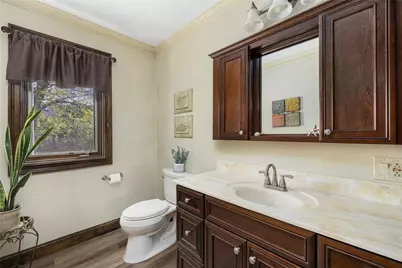 11 Renfrew Avenue, Middletown, RI 02842 - Photo 15