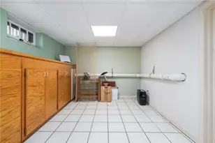 87 Frontier Rd, Warwick, RI 02889 - Photo 39