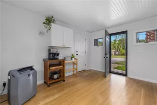 87 Frontier Rd, Warwick, RI 02889 - Photo 17