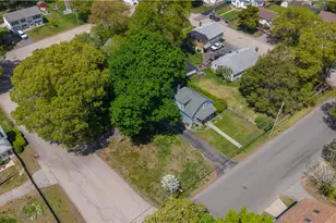 195 Talcott St, Woonsocket, RI 02895 - Photo 33