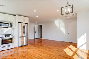 17 Slocum St, Providence, RI 02909 - Photo 5