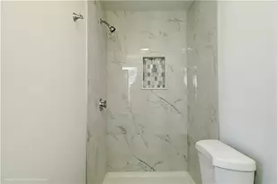 17 Slocum St, Providence, RI 02909 - Photo 11