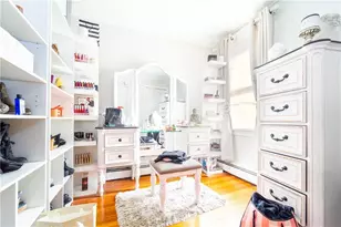 15 Judith St, Providence, RI 02909 - Photo 9