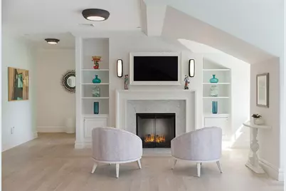 78 Rhode Island Avenue #8, Newport, RI 02840 - Photo 3