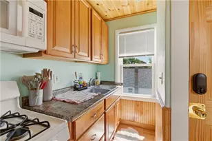455 Child St, Warren, RI 02885 - Photo 7
