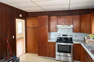62 Lawn Ave, Warwick, RI 02888 - Photo 7