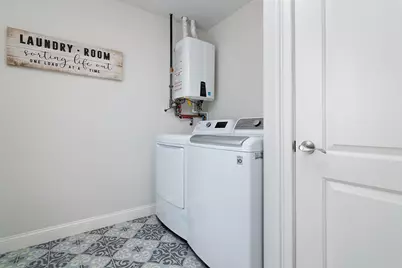 81 Batcheller Avenue, Cranston, RI 02920 - Photo 27
