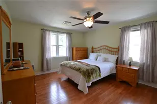 517 Pleasant St, Pawtucket, RI 02860 - Photo 17