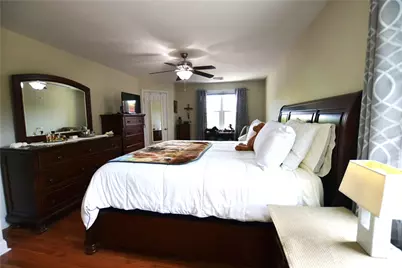517 Pleasant Street, Pawtucket, RI 02860 - Photo 13
