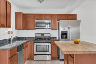 14 Barnsdale Rd, East Providence, RI 02914 - Photo 11