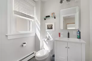 109 Church St, Newport, RI 02840 - Photo 29