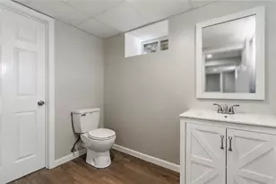 25 Gloria St, Pawtucket, RI 02861 - Photo 19