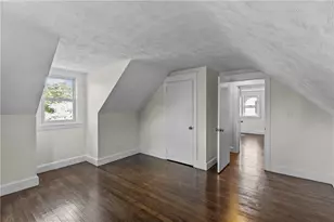 25 Gloria St, Pawtucket, RI 02861 - Photo 15