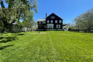 45 Woodlawn Ave, Bristol, RI 02809 - Photo 17