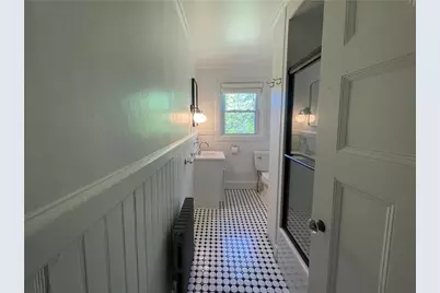 45 Woodlawn Avenue #3, Bristol, RI 02809 - Photo 15