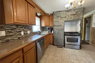 9 Bye St, North Providence, RI 02911 - Photo 11