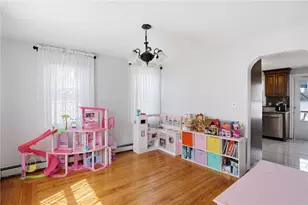 267 Fiat Ave, Cranston, RI 02910 - Photo 9