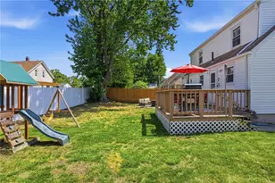 267 Fiat Ave, Cranston, RI 02910 - Photo 25