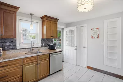 267 Fiat Avenue, Cranston, RI 02910 - Photo 13