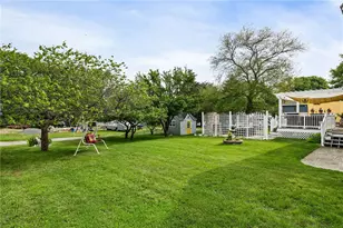 30 Madison Ave, Portsmouth, RI 02872 - Photo 19