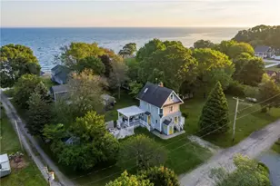 30 Madison Ave, Portsmouth, RI 02872 - Photo 1