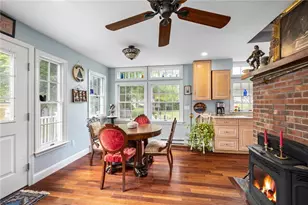 30 Madison Ave, Portsmouth, RI 02872 - Photo 7