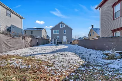 43 Jenkins Street #3, Providence, RI 02906 - Photo 3