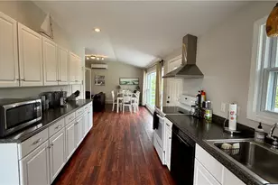 30 Green Meadow Dr, Narragansett, RI 02882 - Photo 21