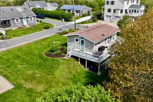 30 Green Meadow Dr, Narragansett, RI 02882 - Photo 7